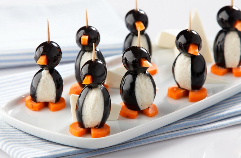 Канапе-пингвинчики на Новый год 2024